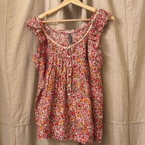 Anthropologie Ruffle Sleeve Women's Top size small